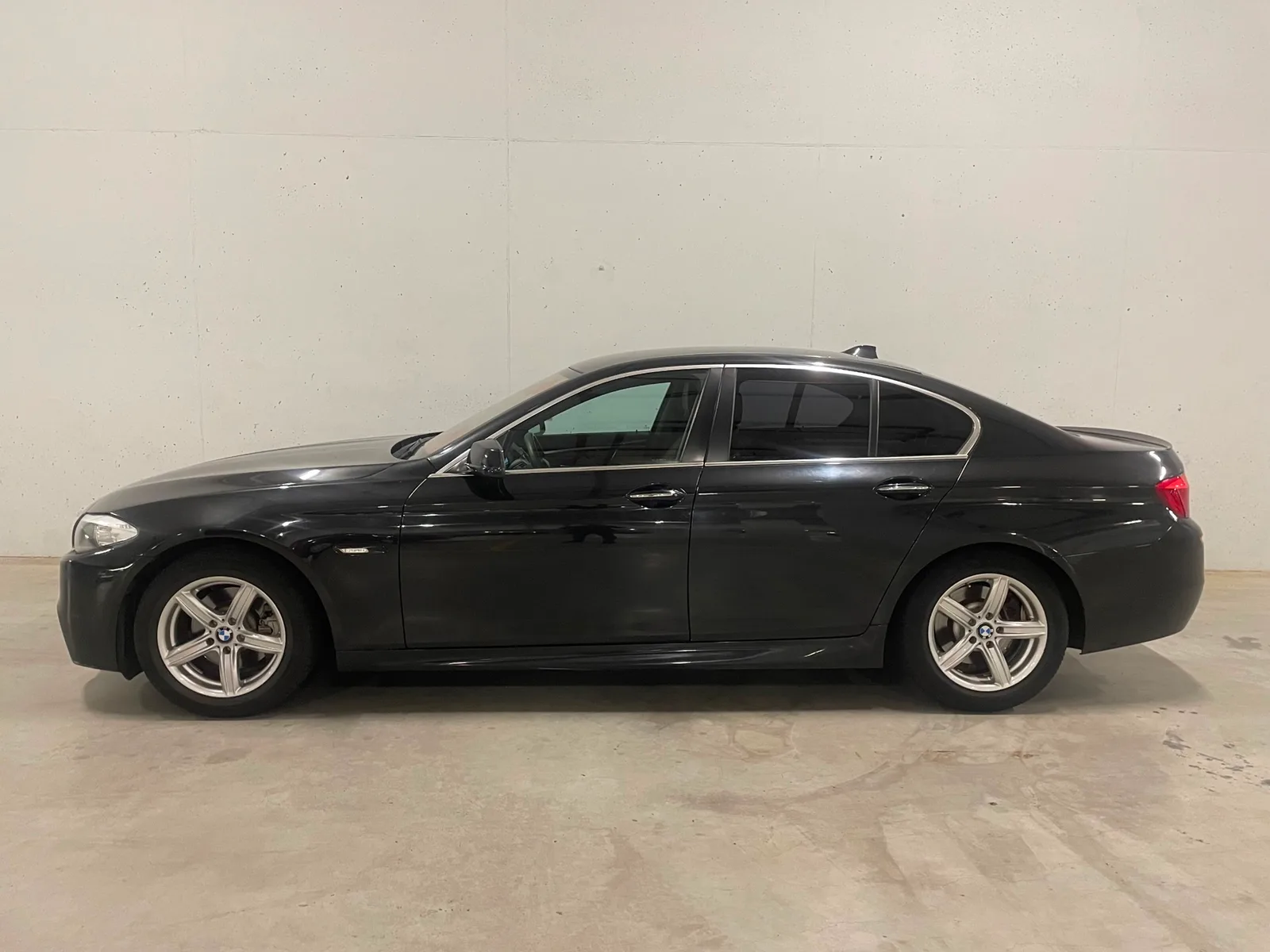 BMW 5-Serie (2010) — foto 1