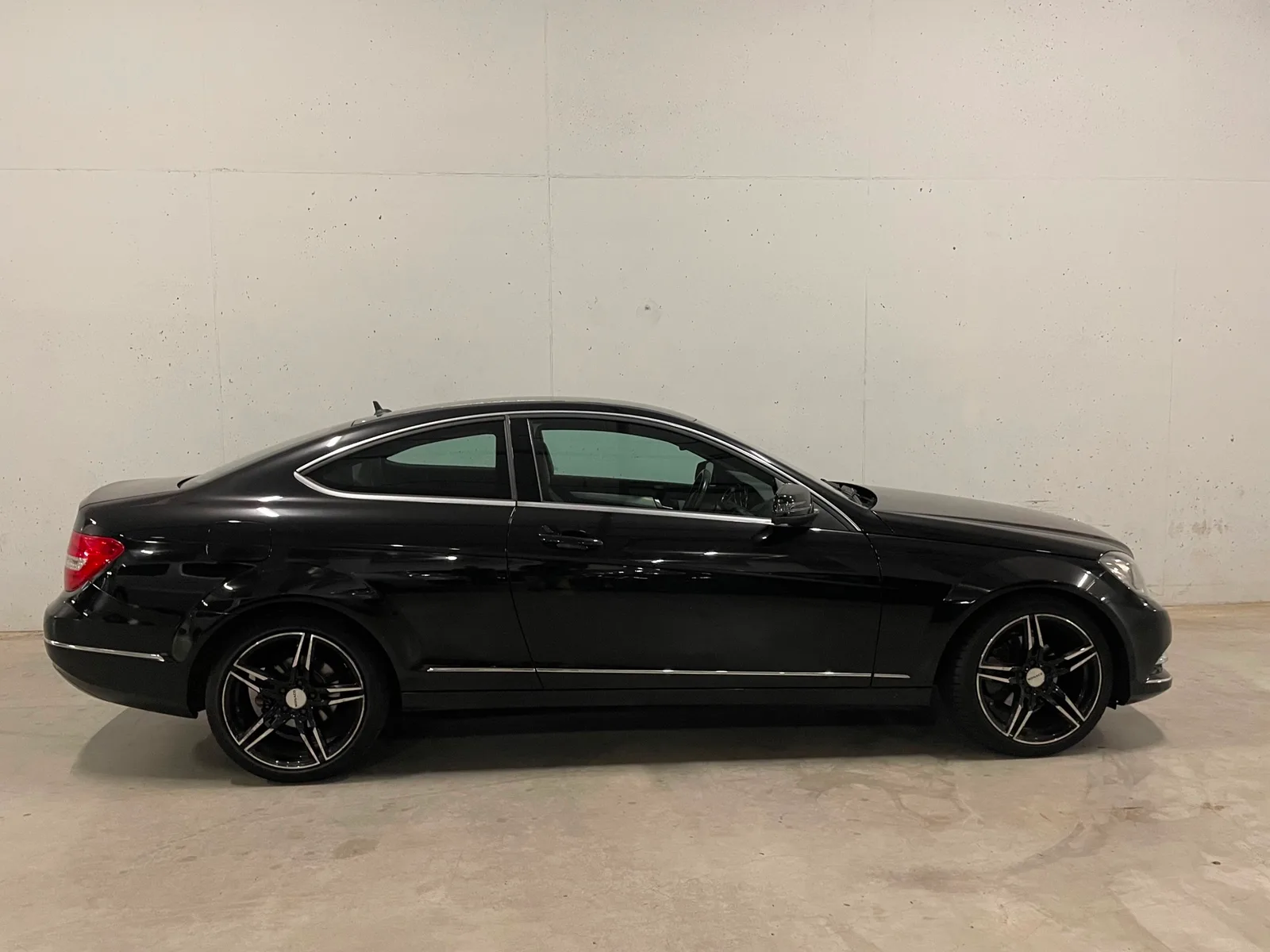 Mercedes-Benz C-Klasse (2011) — foto 1