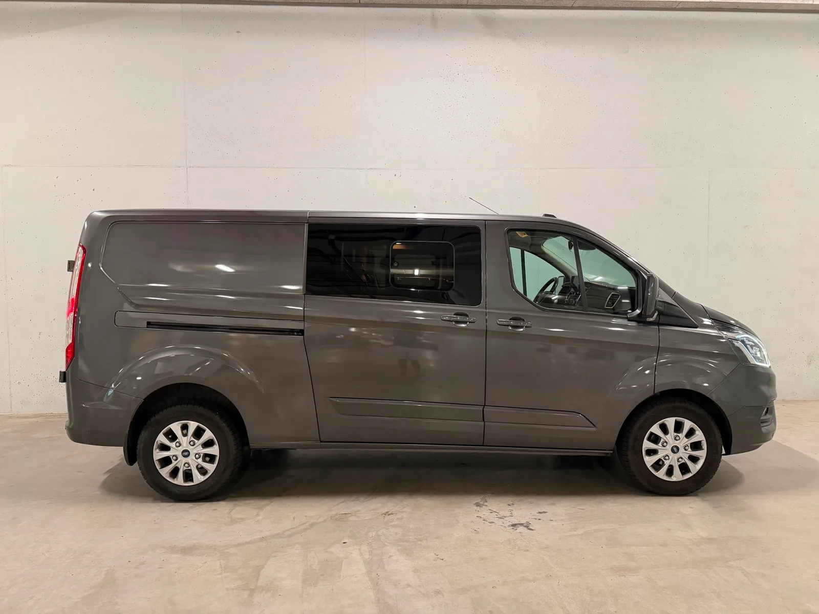 Ford Transit Custom (2020) — foto 1