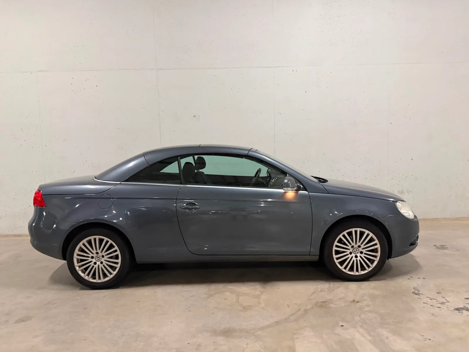 Volkswagen Eos (2008) — foto 1