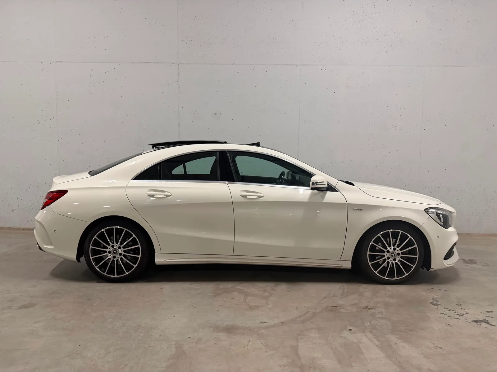 Mercedes-Benz CLA-Klasse (2017) — foto 1