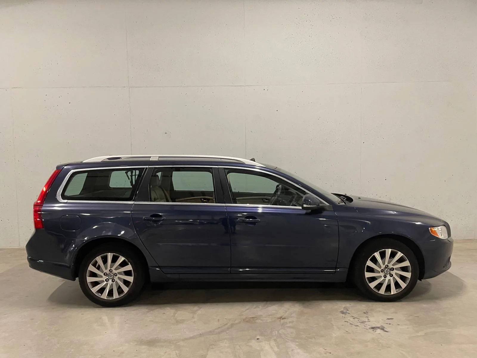 Volvo V70 (2012) — foto 1