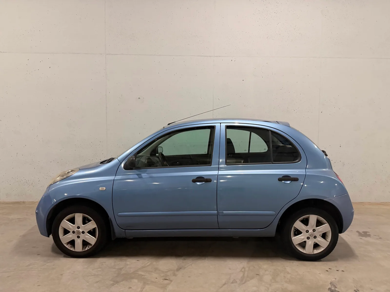 Nissan Micra (2007) — foto 1