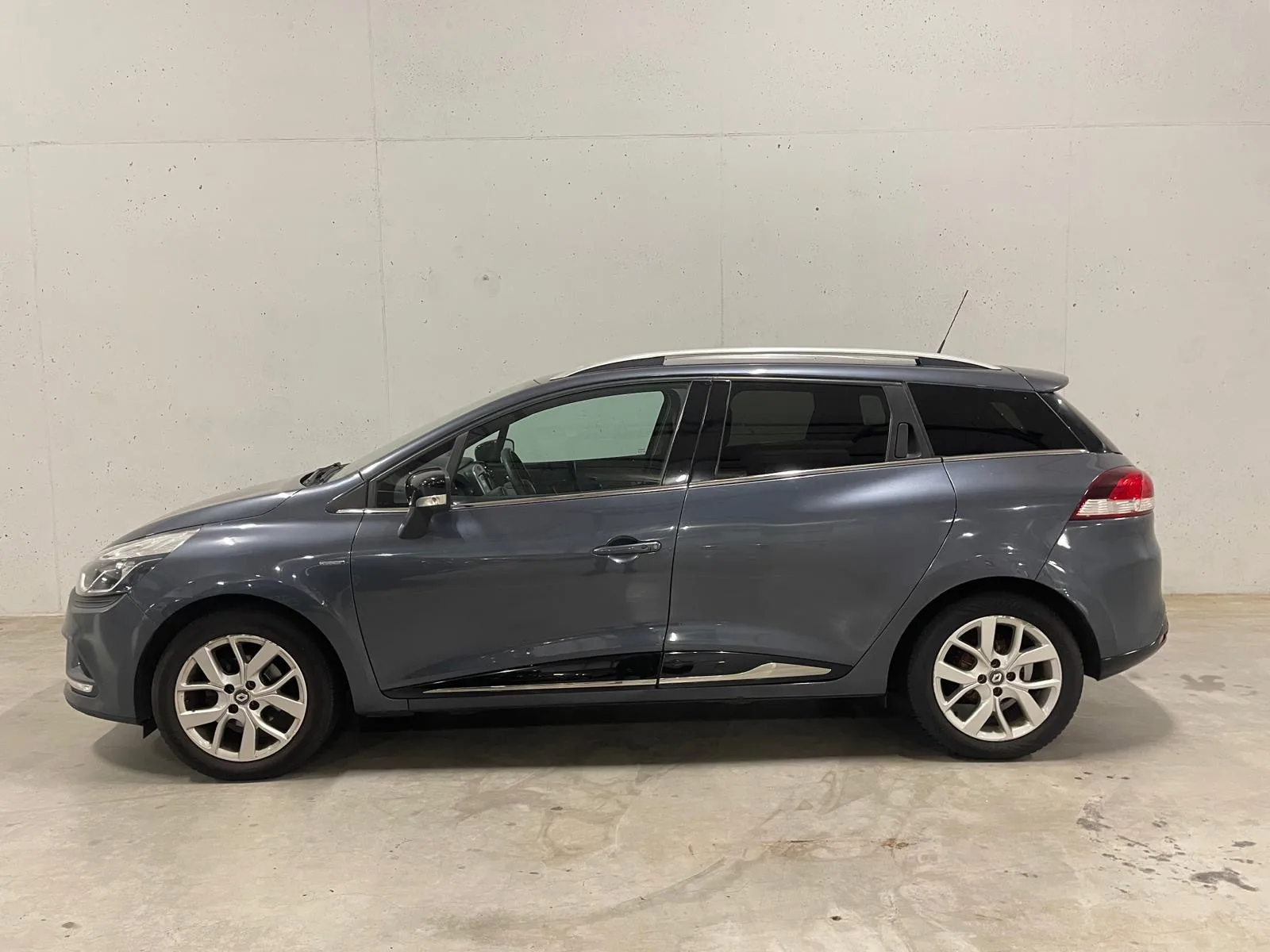 Renault Clio (2018) — foto 1