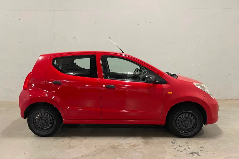 Suzuki Alto (2010)