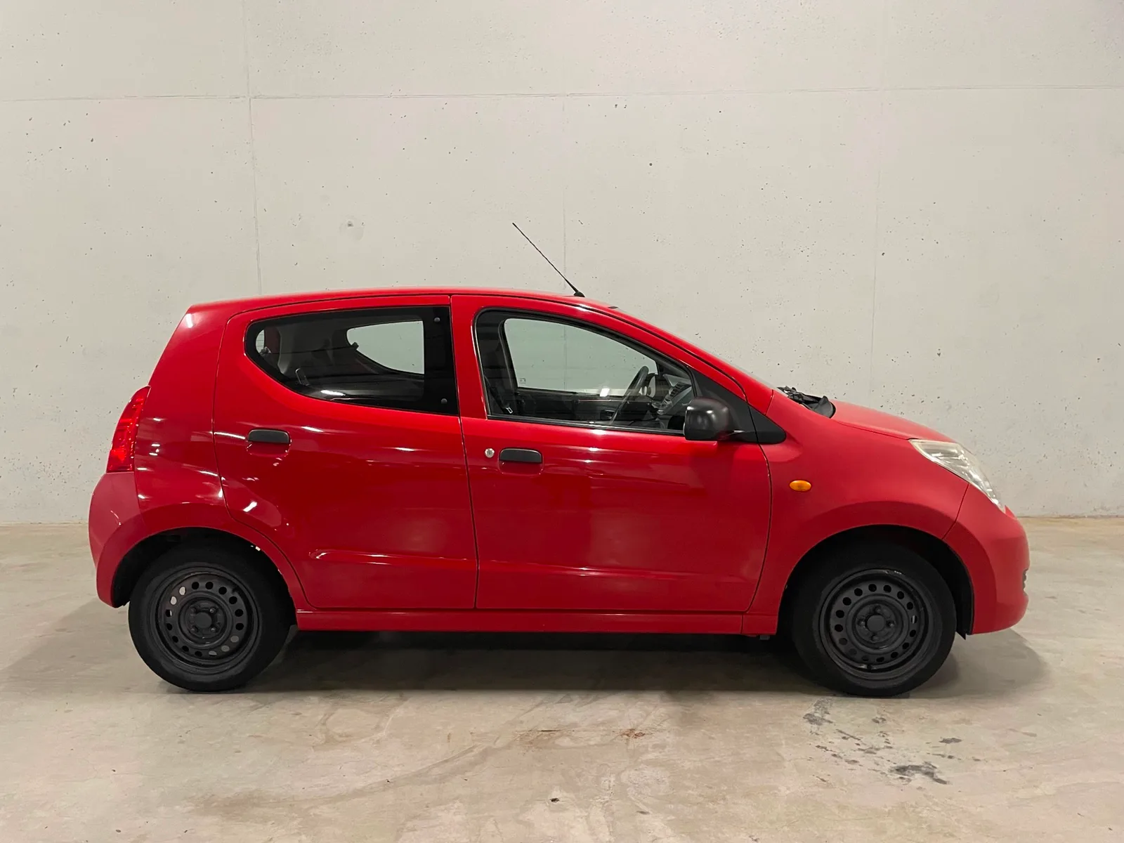 Suzuki Alto (2010) — foto 1