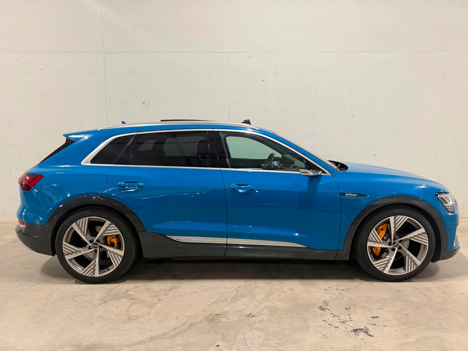Audi e-tron (2018) — foto 1