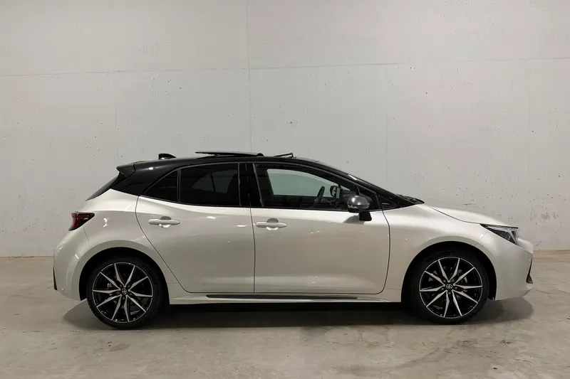 Toyota Corolla (2025)