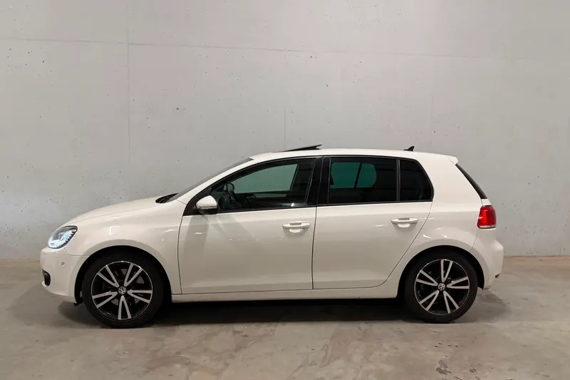 Volkswagen Golf (2012)