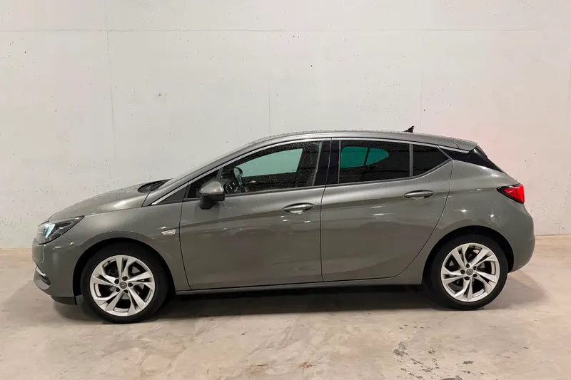 Opel Astra (2020)