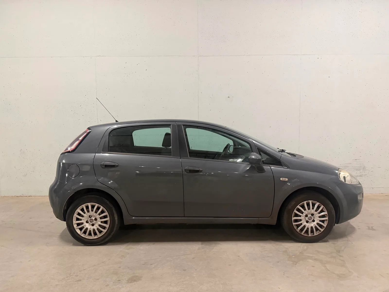Fiat Punto (2012) — foto 1