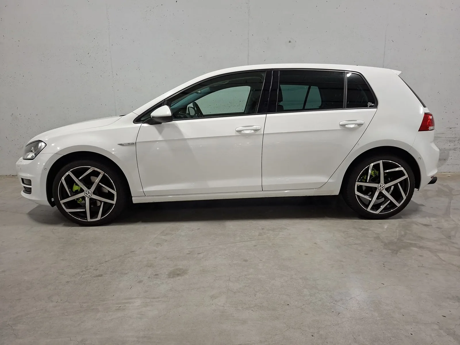Volkswagen Golf (2015) — foto 1