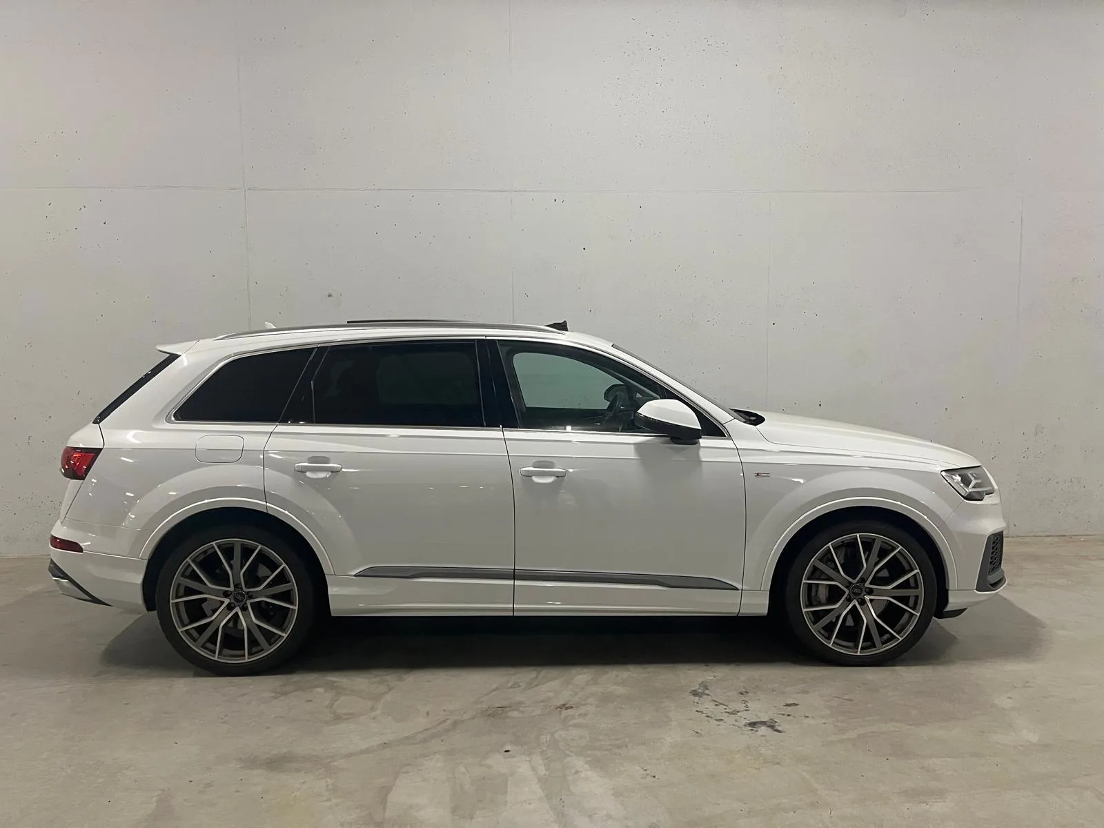 Audi Q7 (2020) — foto 1