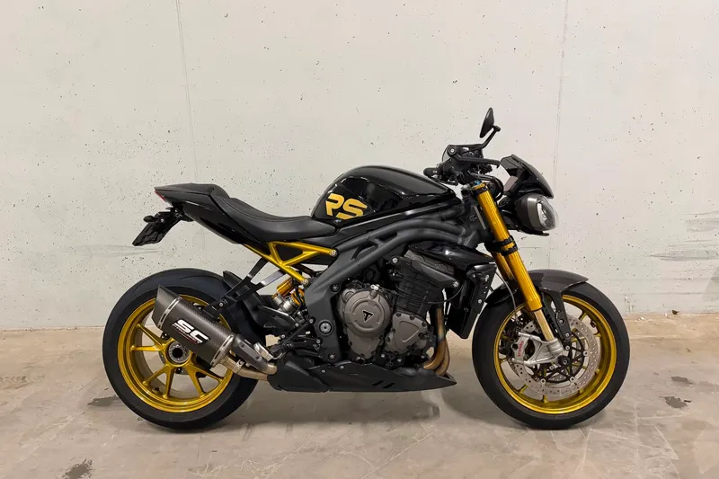 Triumph Speed Triple 1200 RS (2022)