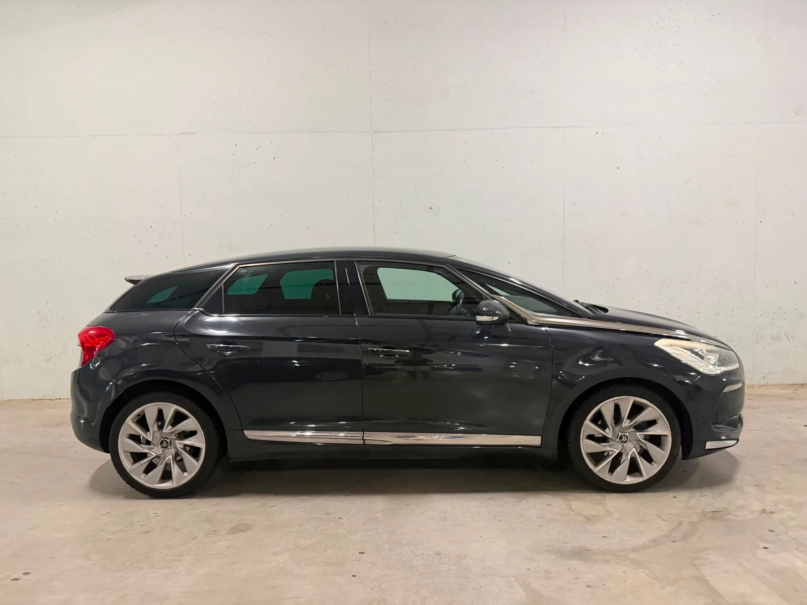 Citroën DS5 (2012) — foto 1