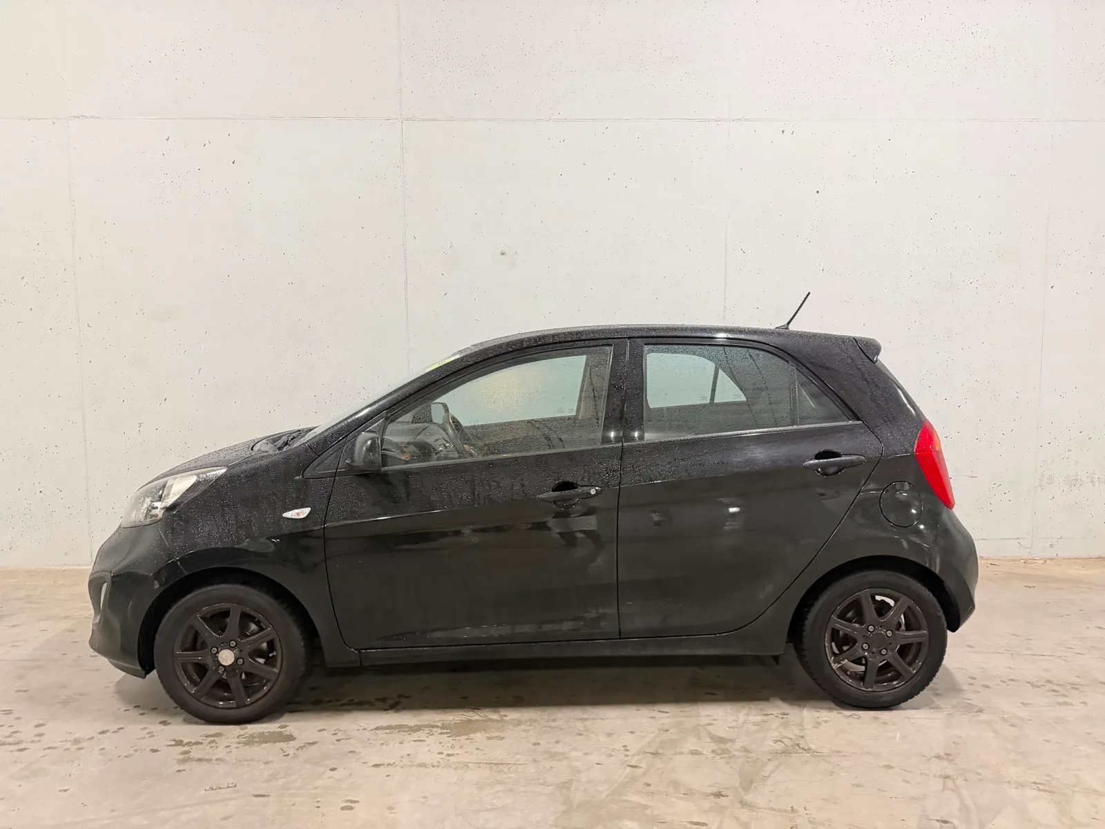 Kia Picanto (2015) — foto 1