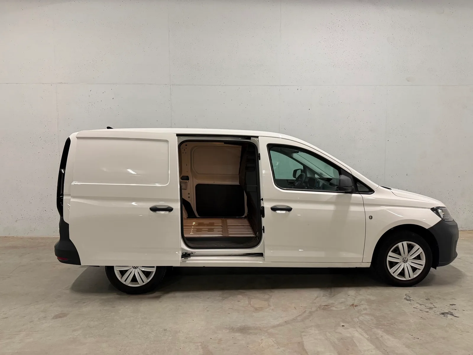 Volkswagen Caddy (2021) — foto 1