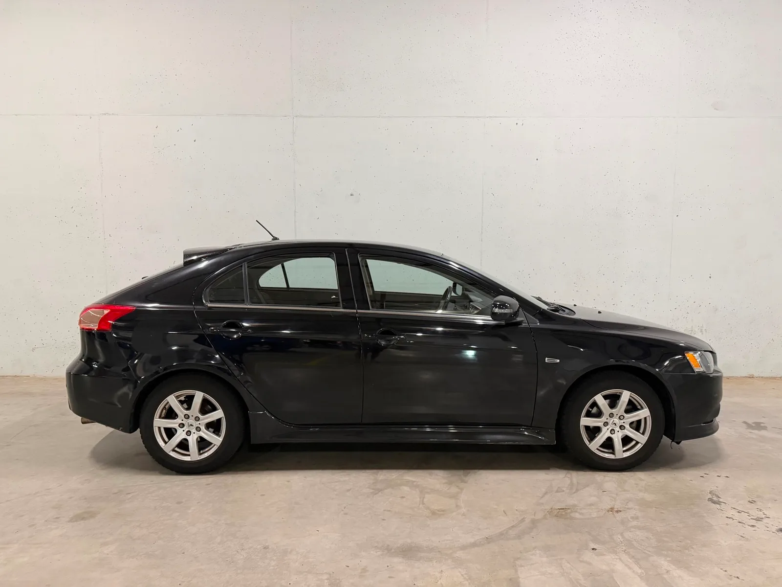 Mitsubishi Lancer (2014) — foto 1