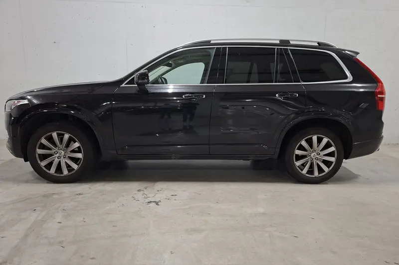 Volvo XC90 (2015)