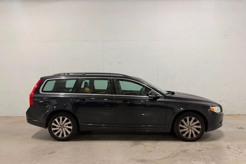 Volvo V70 (2012)