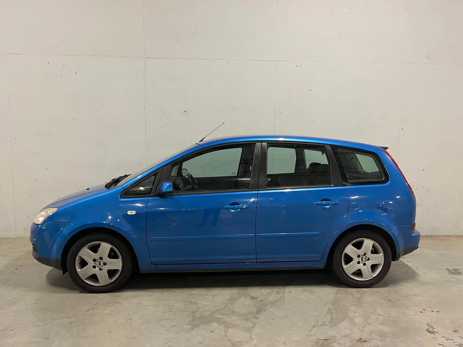 Ford C-Max (2007) — foto 1