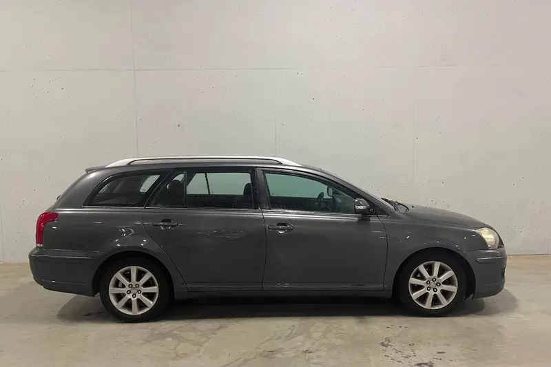 Toyota Avensis (2007)