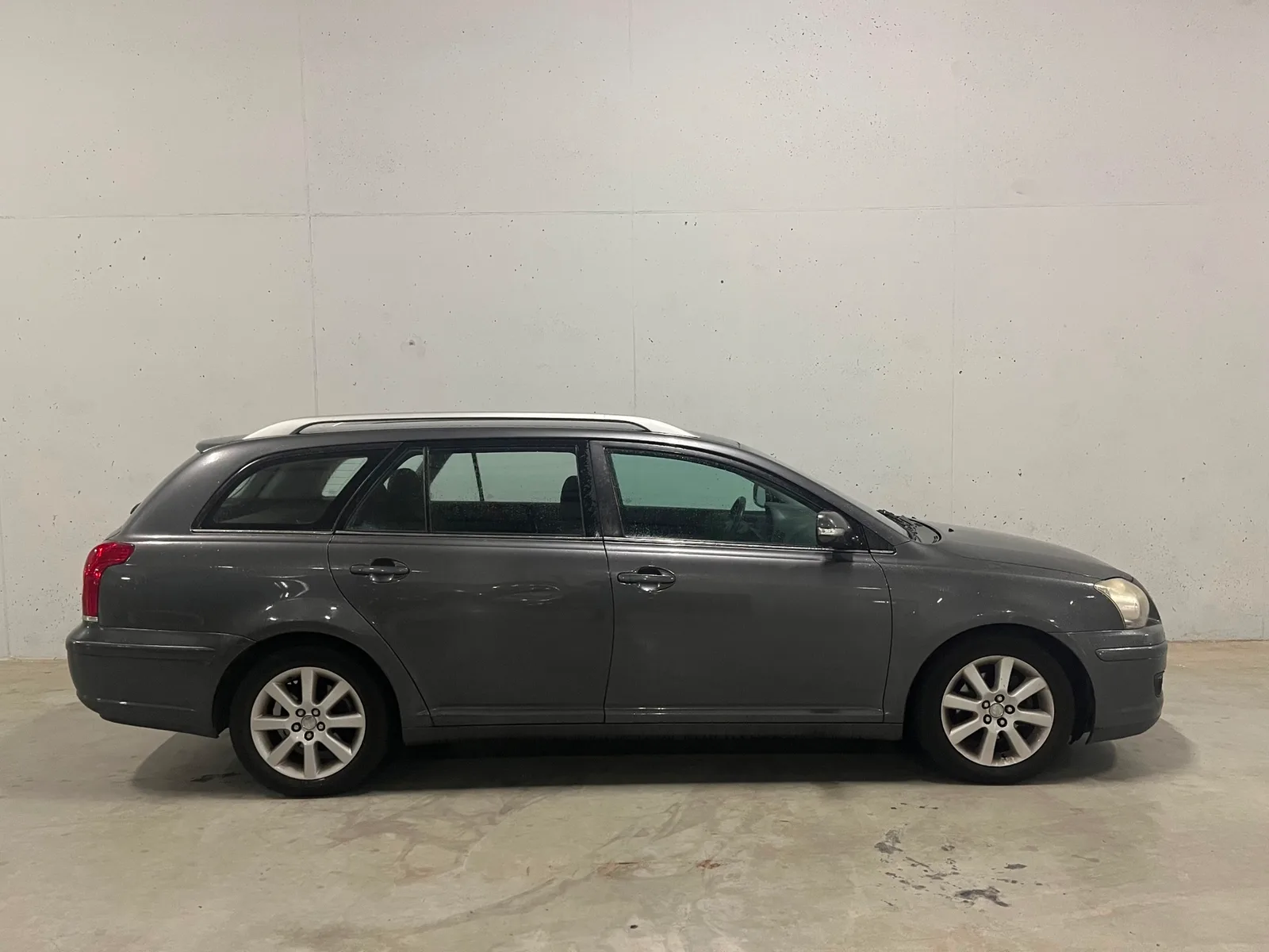 Toyota Avensis (2007) — foto 1
