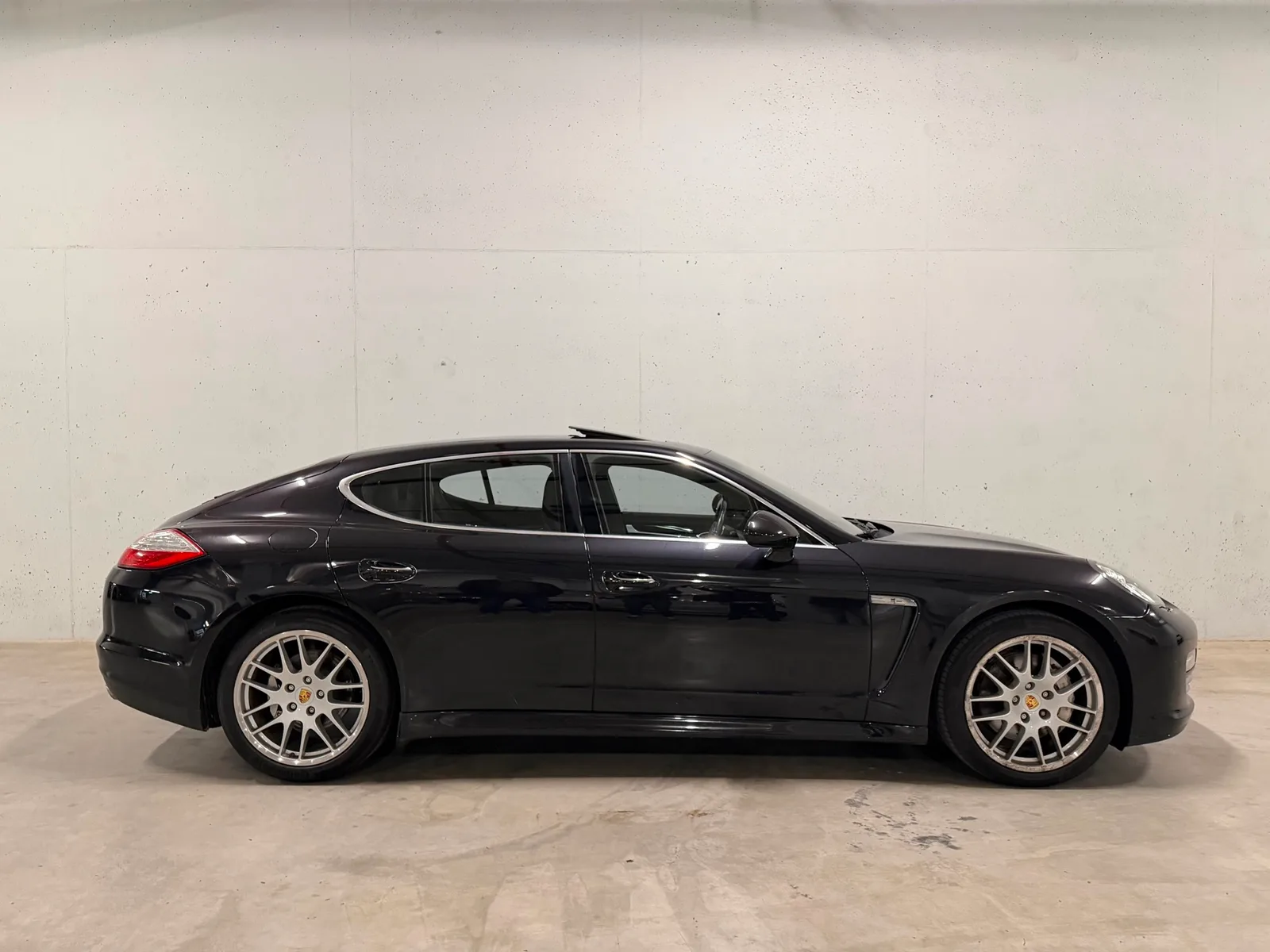 Porsche Panamera (2010) — foto 1