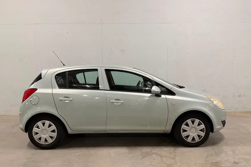 Opel Corsa (2009)