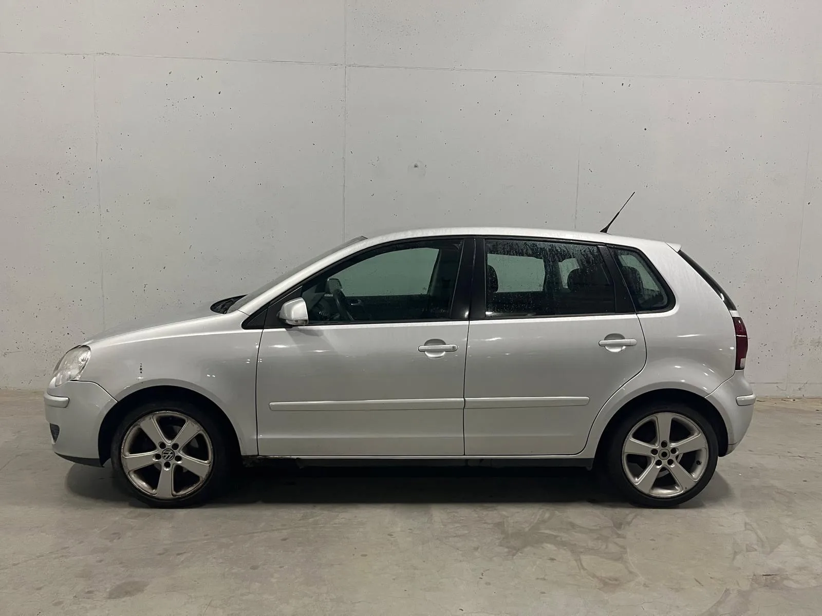 Volkswagen Polo (2006) — foto 1