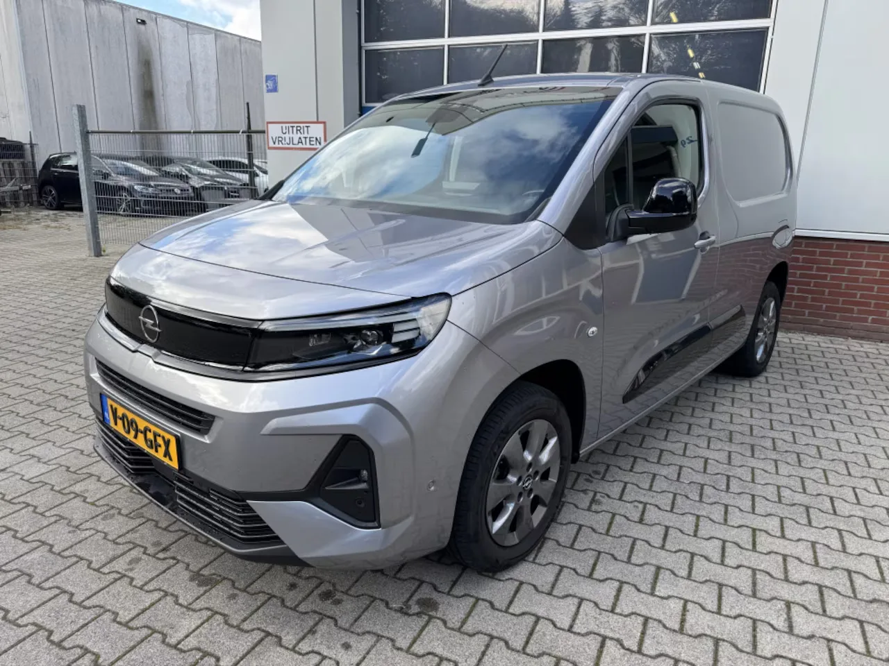 Opel Combo (2024) — foto 1