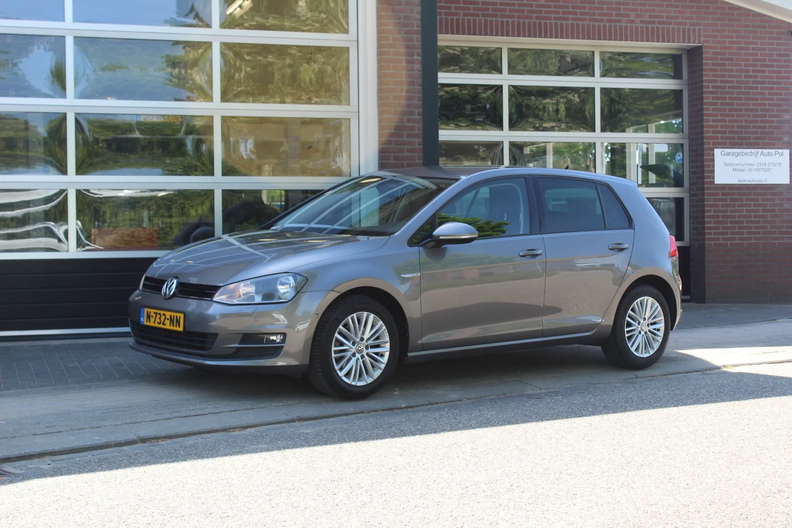 Volkswagen Golf (2014) — foto 1
