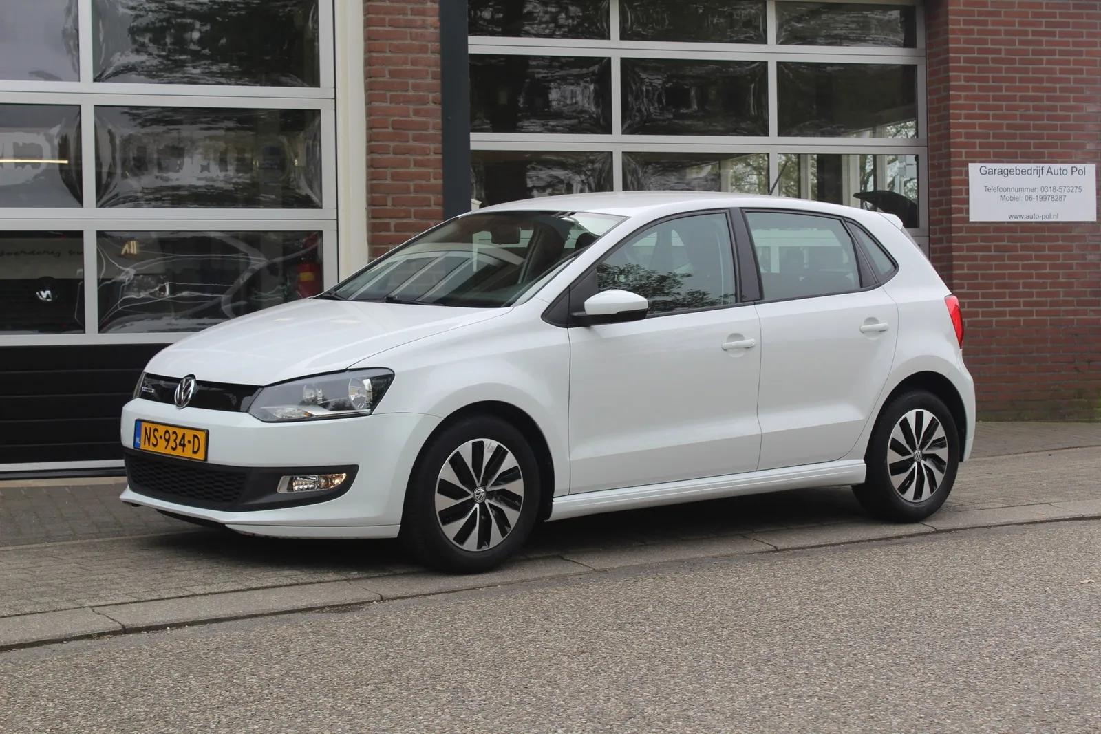 Volkswagen Polo (2017) — foto 1