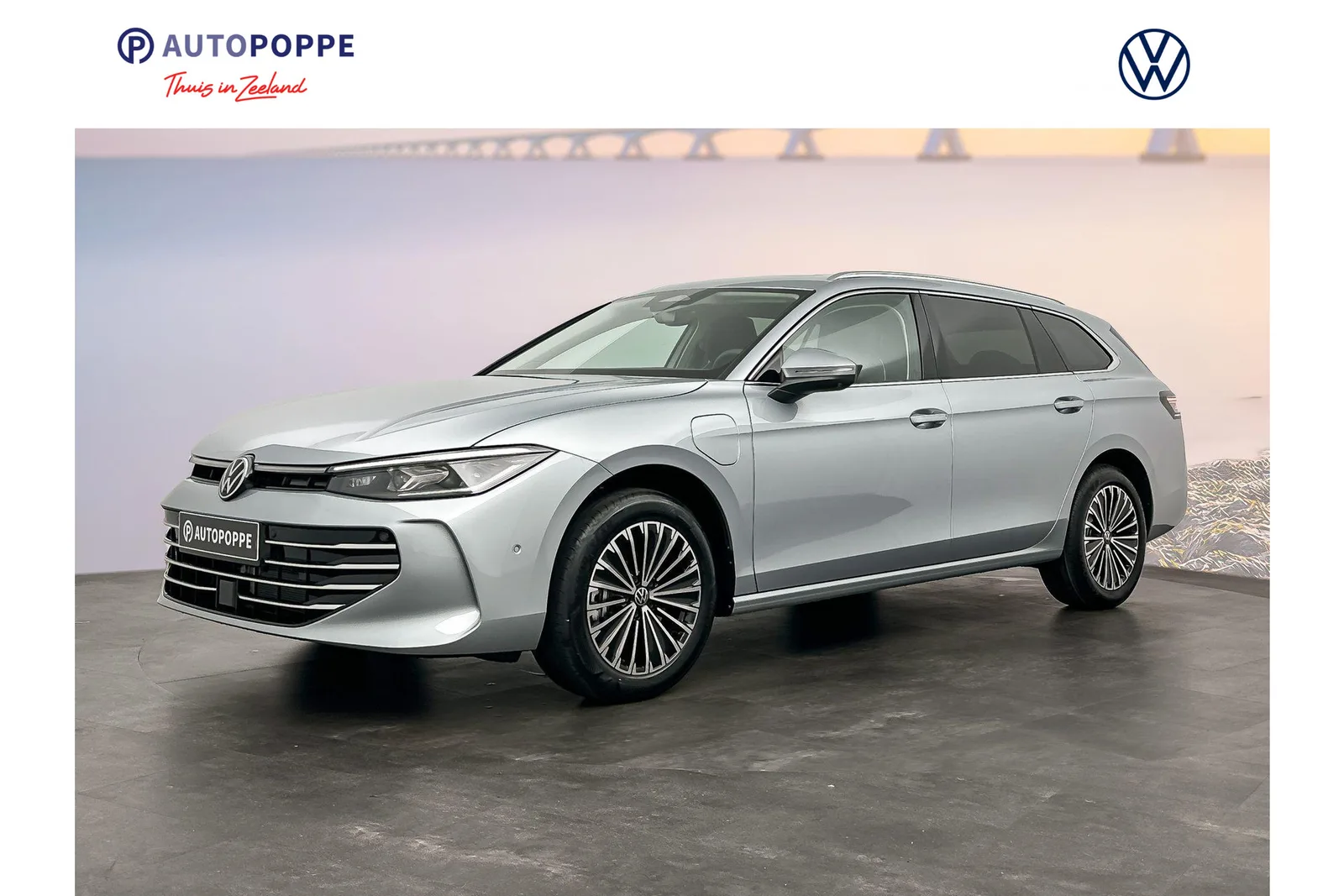 Volkswagen Passat (2025) — foto 1
