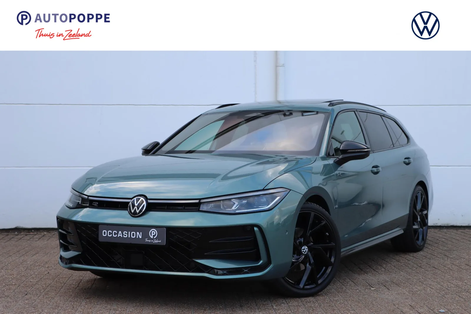 Volkswagen Passat (2024) — foto 1