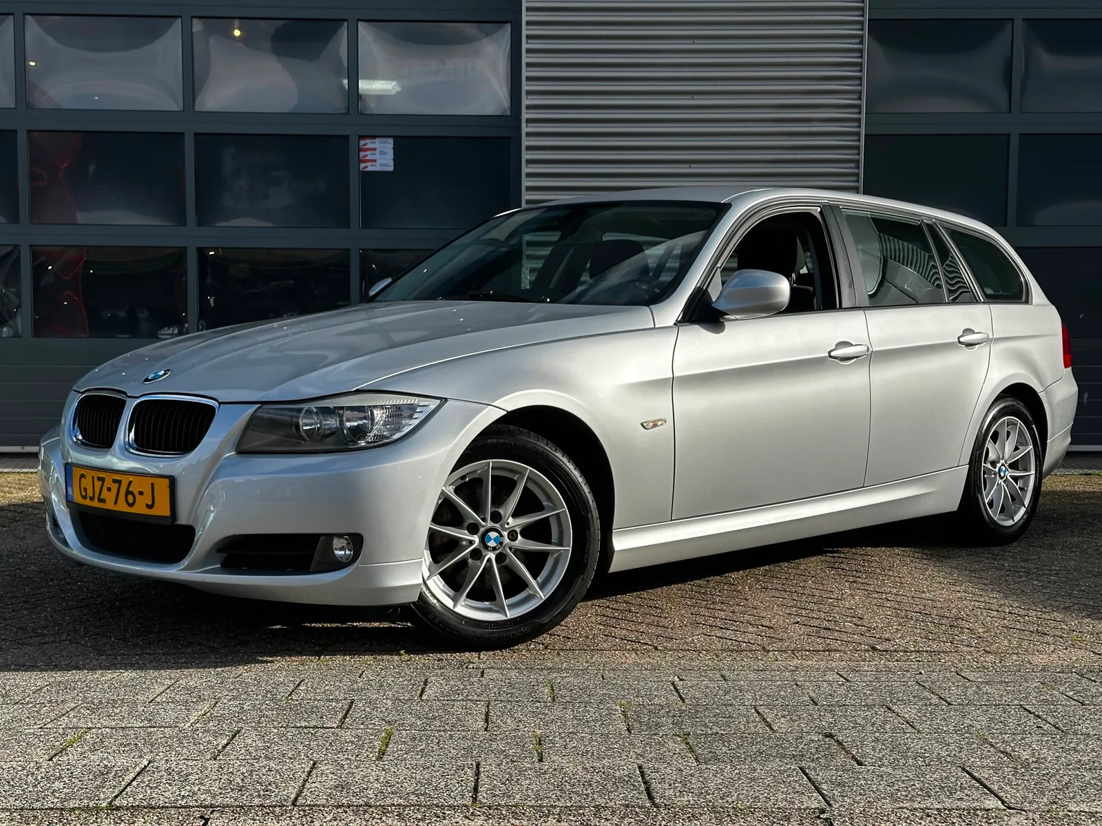 BMW 3-Serie (2010) — foto 1