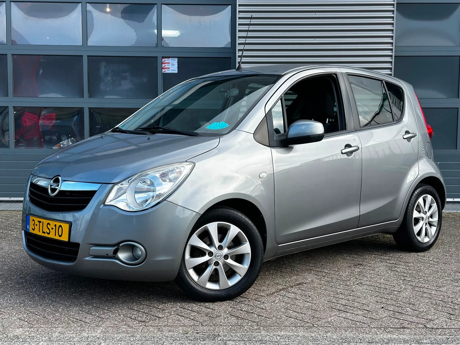 Opel Agila (2014) — foto 1