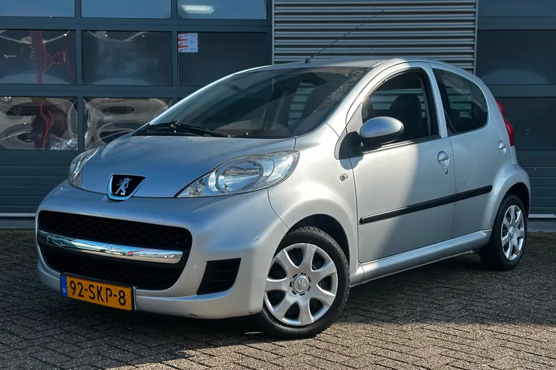 Peugeot 107 (2011)
