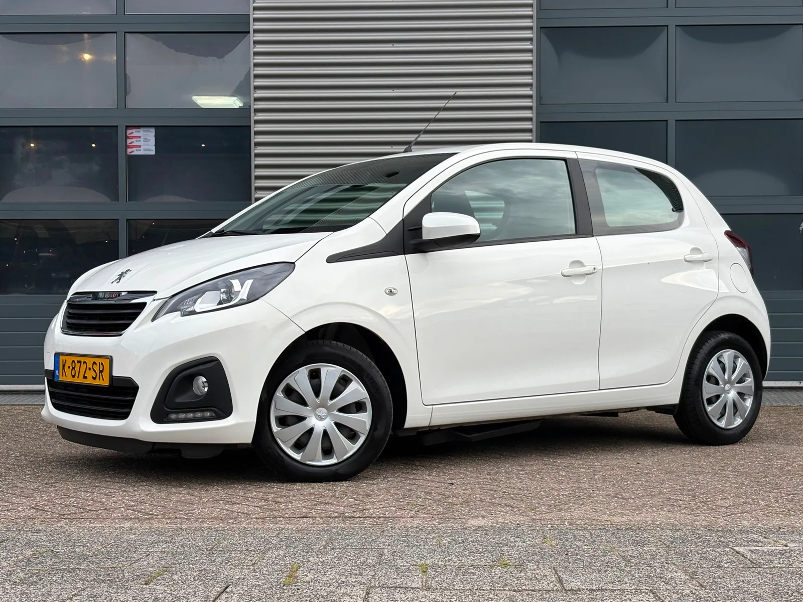 Peugeot 108 (2021) — foto 1
