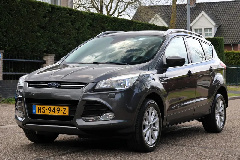 Ford Kuga (2016)