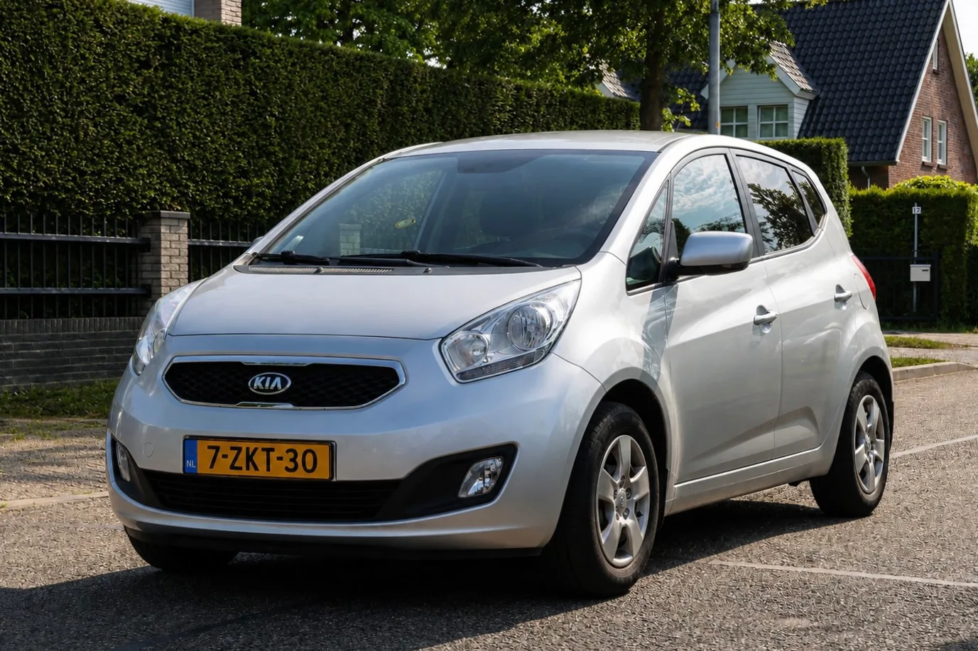 Kia Venga (2015) — foto 1