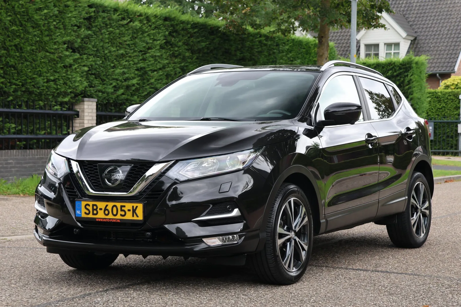 Nissan Qashqai (2017) — foto 1