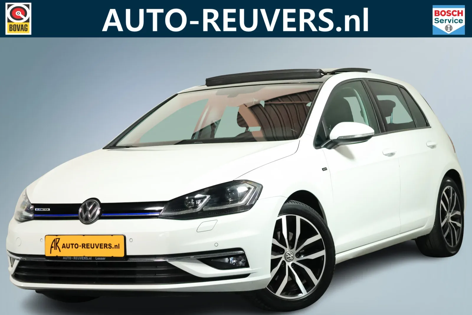 Volkswagen Golf (2018) — foto 1
