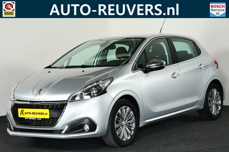 Peugeot 208 (2015)