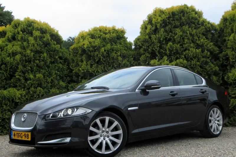 Jaguar XF (2014)