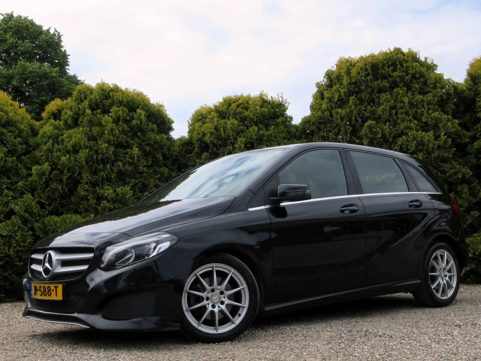 Mercedes-Benz B-Klasse (2016) — foto 1