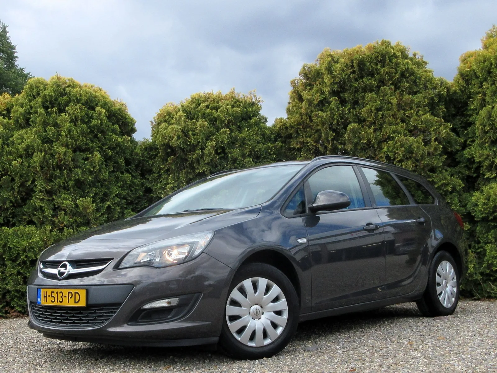 Opel Astra (2013) — foto 1