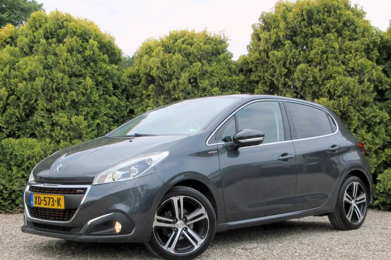 Peugeot 208 (2016)