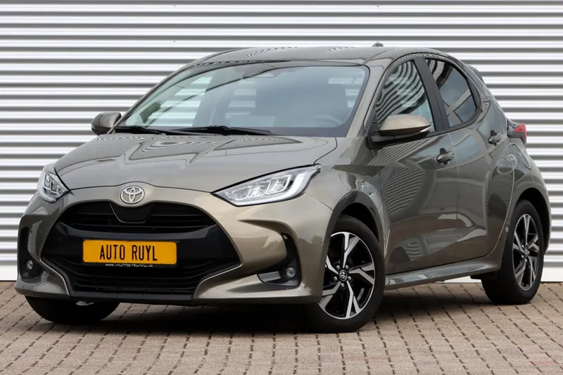 Toyota Yaris (2024)