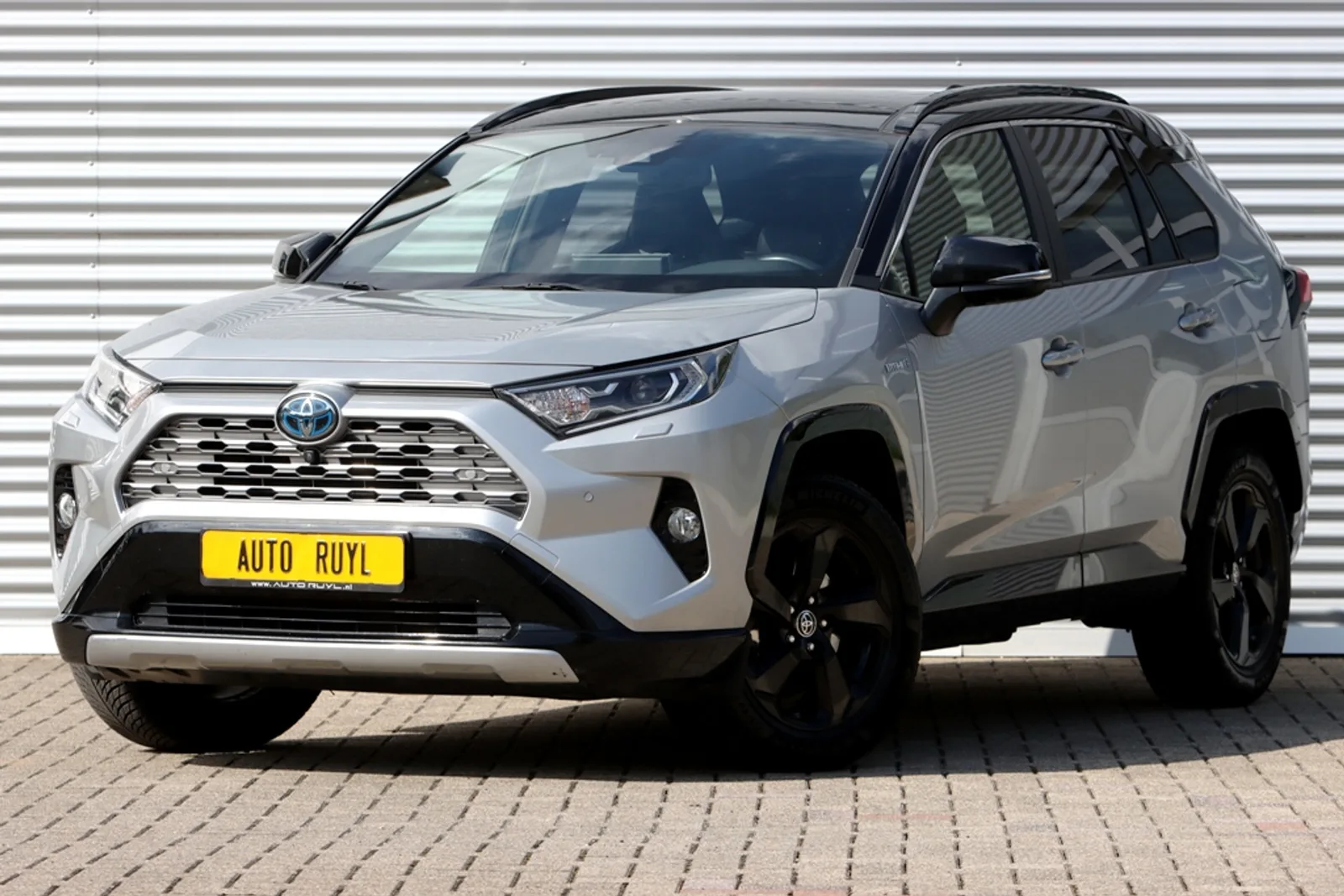 Toyota RAV4 (2020) — foto 1